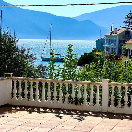 Fiskardo Beach Apartments شقة